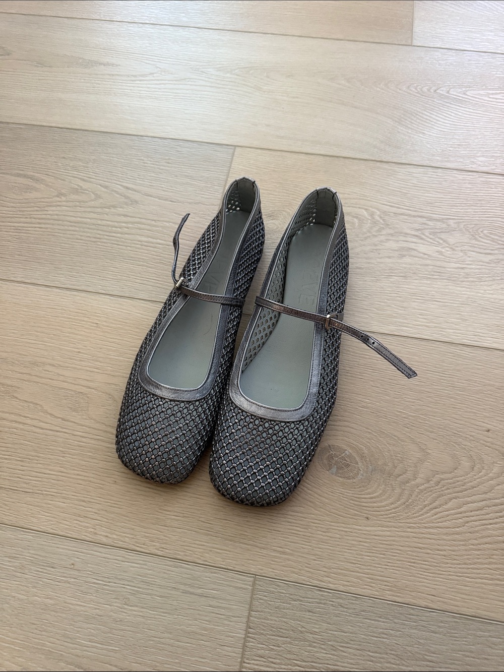 Poeve Amelia Mesh Ballerina Flats in Metallic Gray